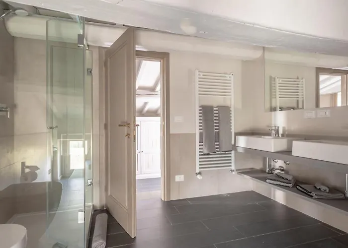 Casale San Vincenti Βίλα